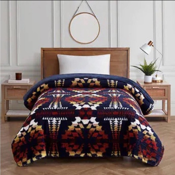 Pendleton Sherpa Fleece Blanket Bedding Bedroom Blue Aztec Throw Twin nwt - Picture 4 of 7